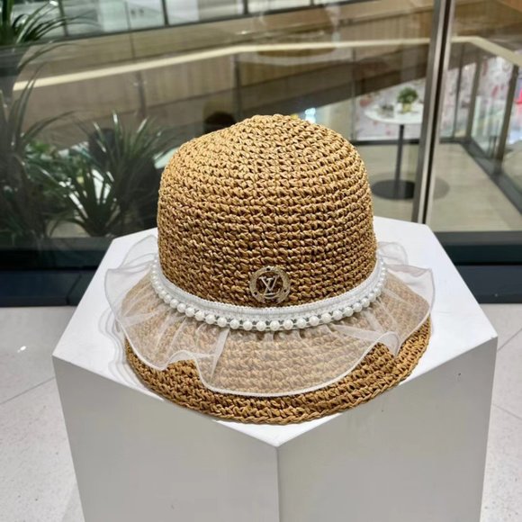 AUTHENTIC Louis Vuitton Hats main image 4